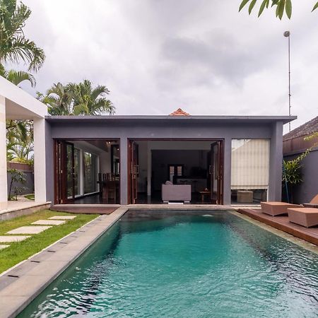 Casa Priya Canggu Luaran gambar